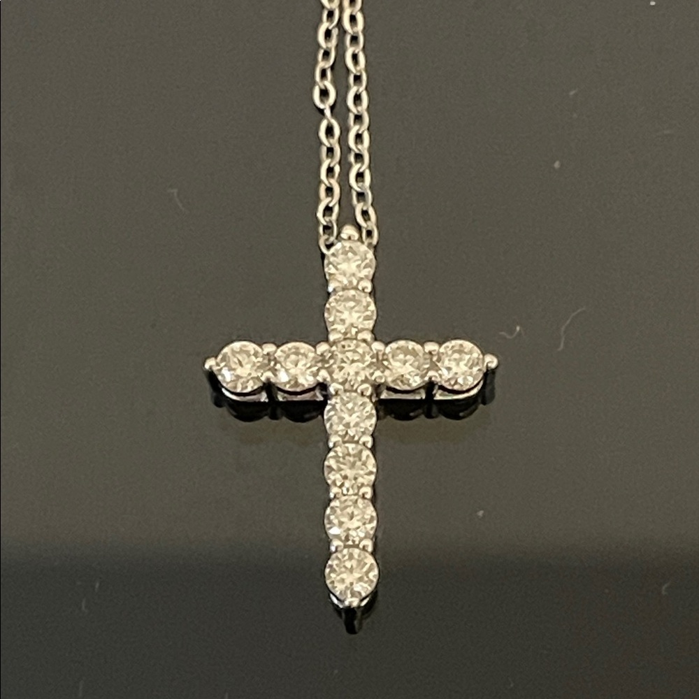๐1.1Ctw Moissanite 18K Gold Plated Jesus Cross Pendant Necklace GRA Certificate - Picture 9 of 12